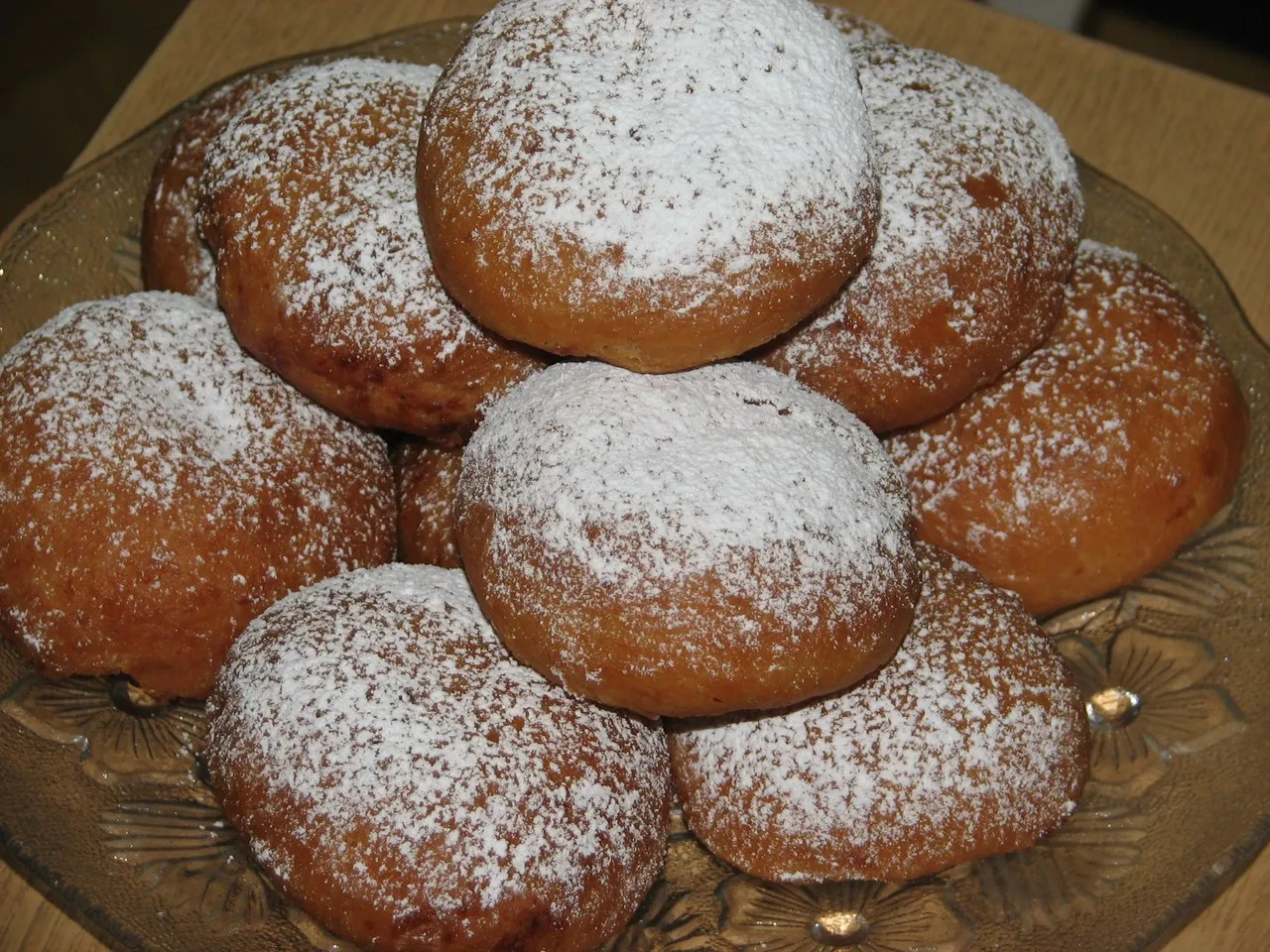 Żółciutkie pączki