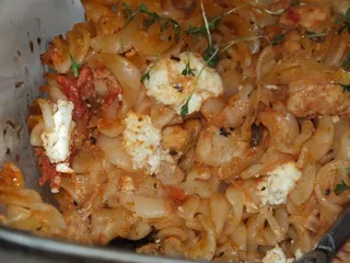 Zapiekanka makaronowa z kurczakiem i serem Feta - 19