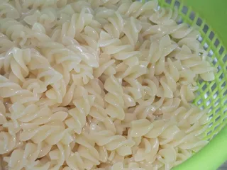 Zapiekanka makaronowa z kurczakiem i serem Feta - 5