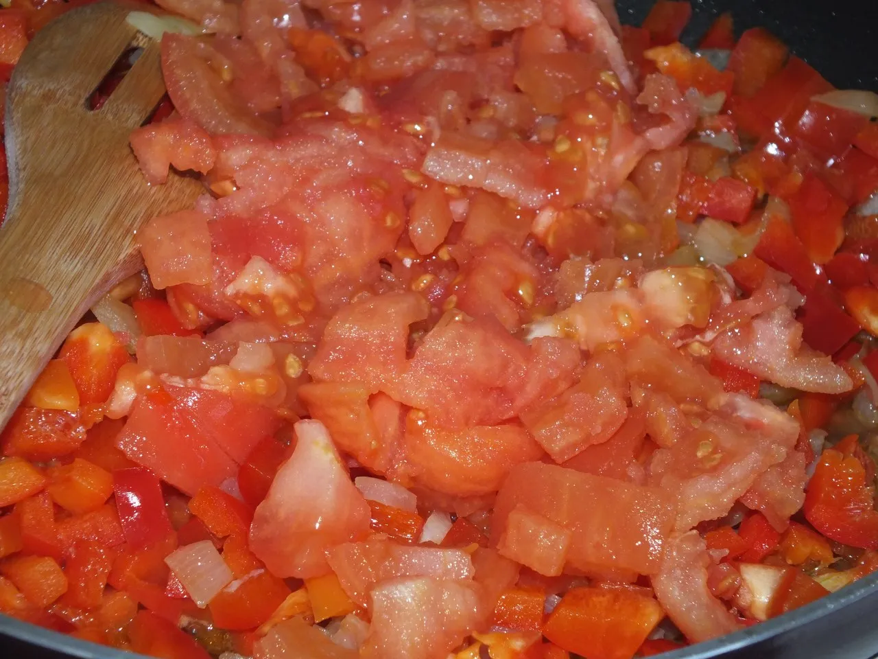 Pomarańczowa zupka z ryżem