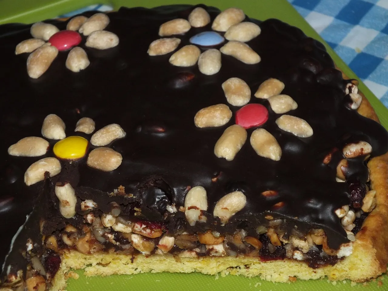Wielkanocny mazurek z ekstra bakaliową masą