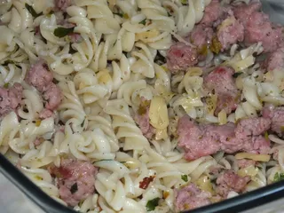 Zapiekanka makaronowo-mięsna z pomidorami - 11