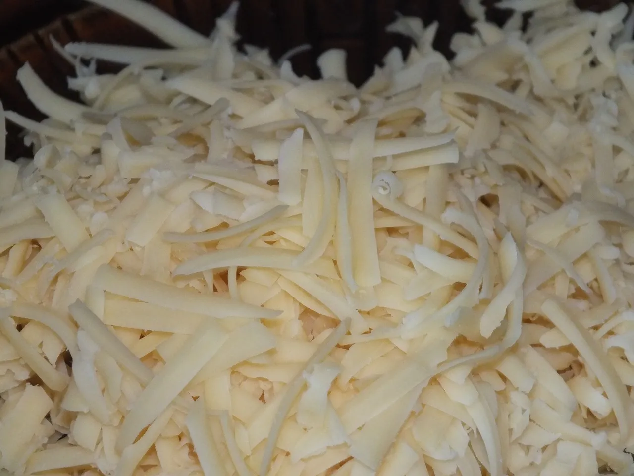 Zapiekanka makaronowo-mięsna z pomidorami
