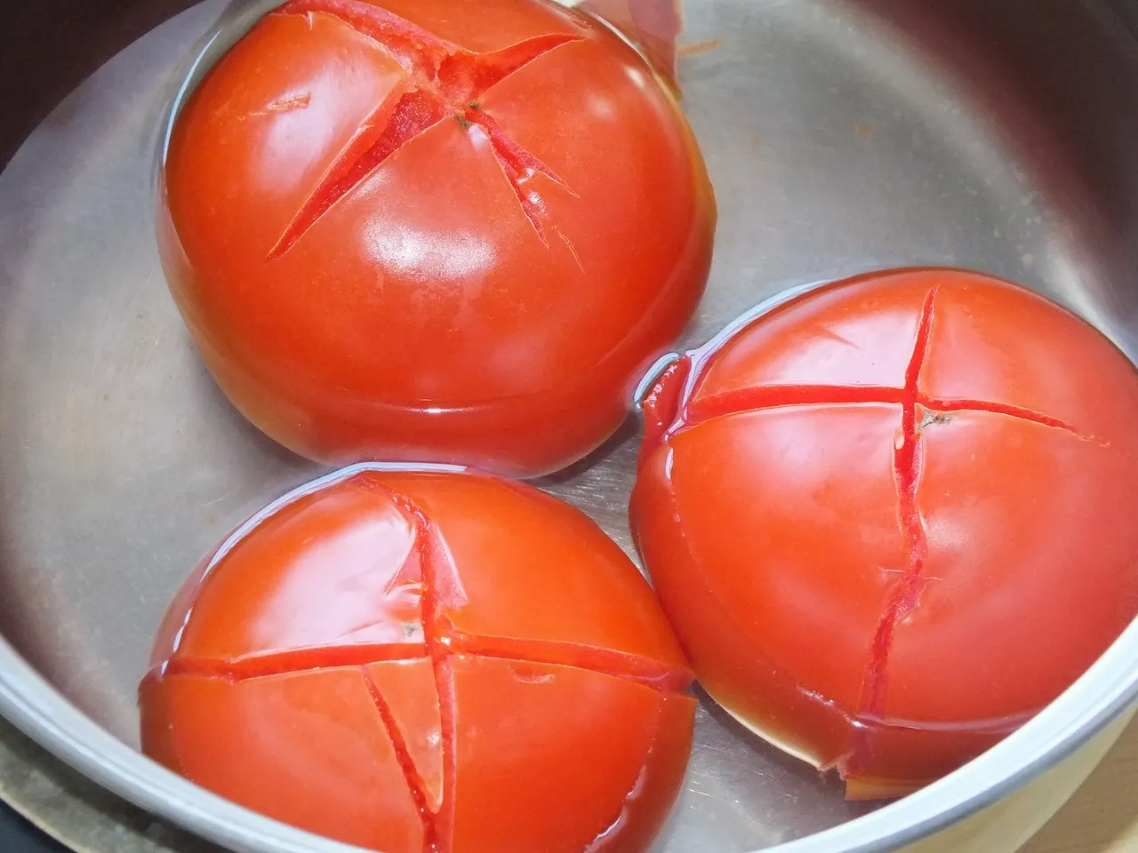 Zapiekanka makaronowo-mięsna z pomidorami