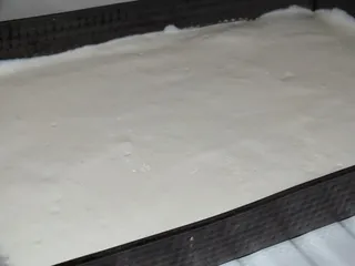Biszkopt z masą śmietankową i galaretką - 6