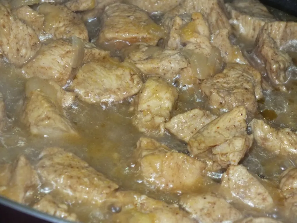 Kurczak w jogurtowym sosie z nutką curry