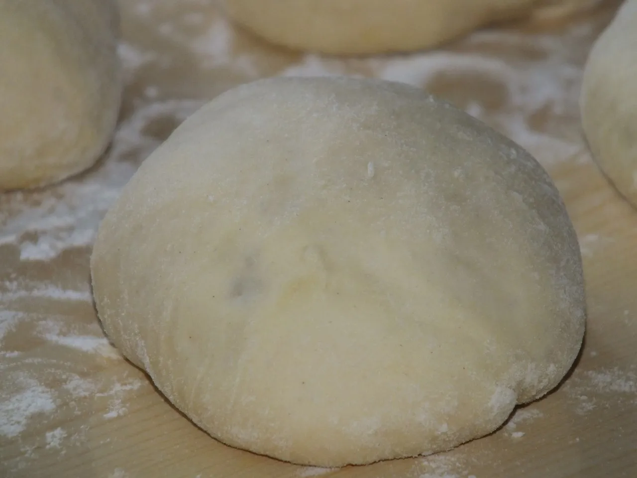 Kluski parowe z jagodami