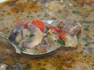 Gulasz wieprzowy z pieczarkami, papryką i kalafiorem - 14
