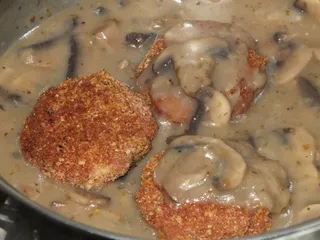 Kotlety mielone w sosie pieczarkowym - 18