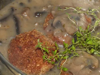 Kotlety mielone w sosie pieczarkowym - 3