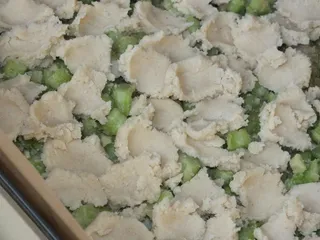 Kołacz z rabarbarem i aromatyczną kruszonką - 13