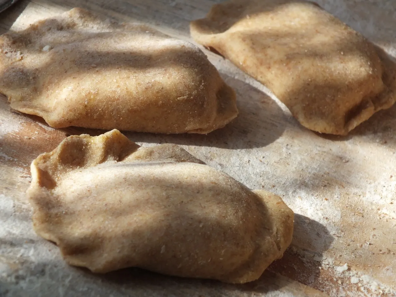 Pierogi razowe z serem
