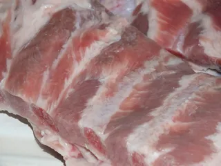Żeberka pieczone w rękawie z cebulą i pieczarkami - 5