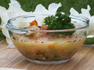 Wegetariańska zupa z cukinią na kolorowo - 3