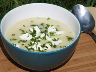 Zupa krem ze świeżych ogórków i do tego ser Feta - 1