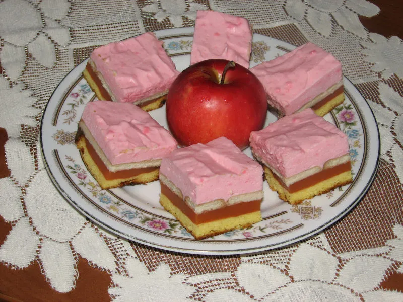 Wiśniowy przekładaniec