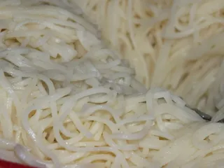 Zapiekanka makaronowa z boczkiem i pieczarkami - 12