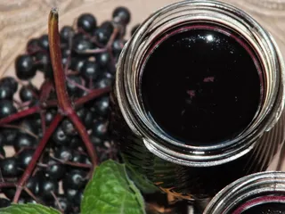 Rozgrzewający syrop z czarnego bzu - 2