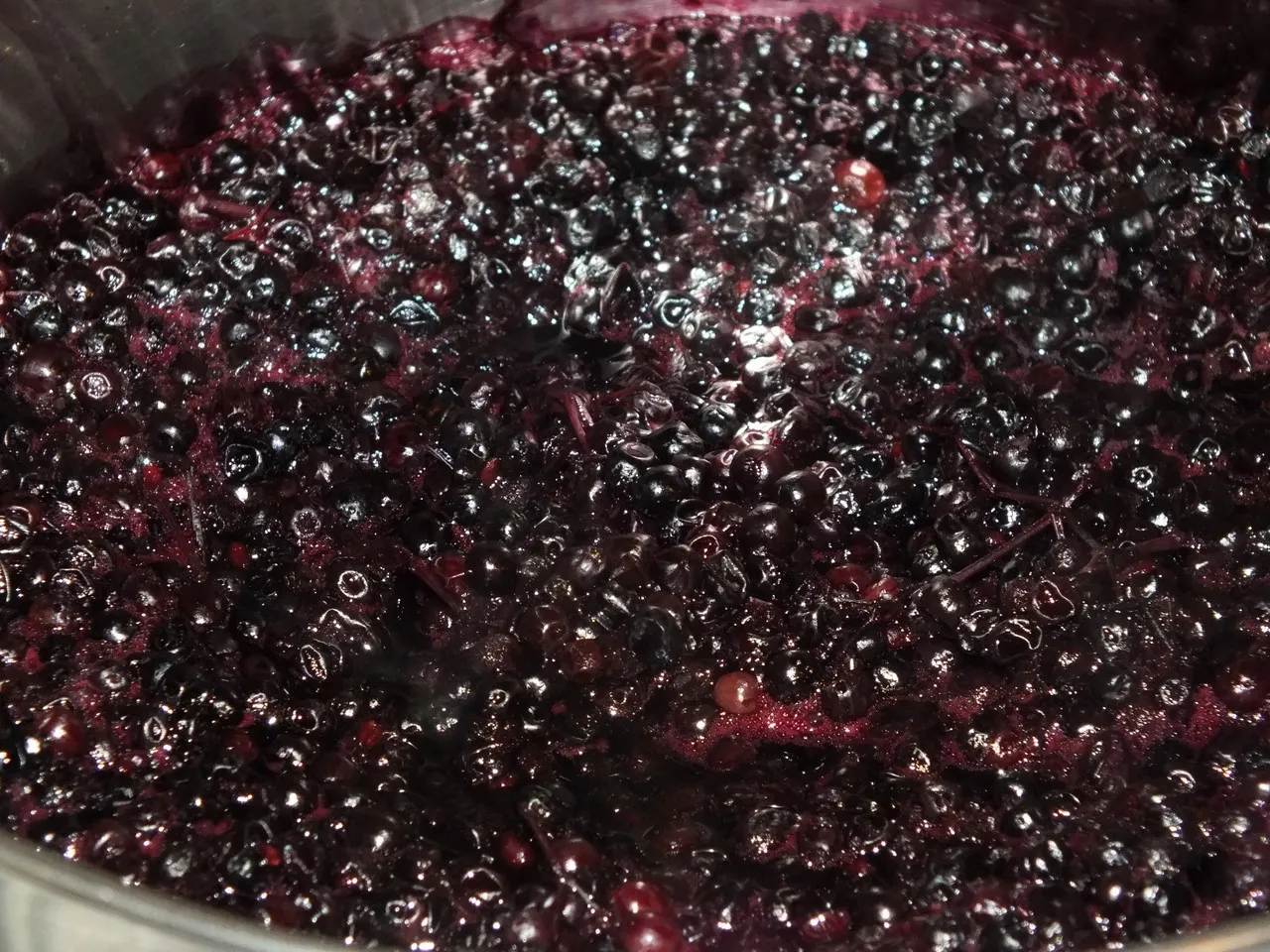 Rozgrzewający syrop z czarnego bzu