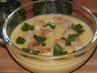 Zupa krem ziemniaczano-dyniowy z grzankami