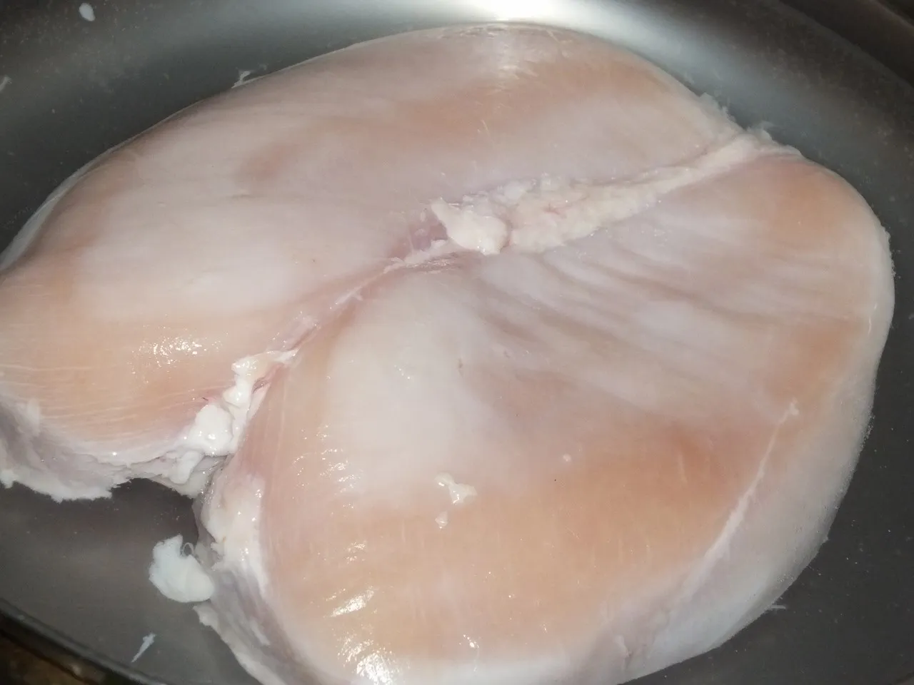Kotlety z kurczaka z czosnkową nutką