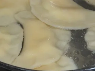 Pierogi z serem - 12