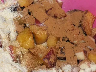 Ucierane ciasto ze śliwkami i dynią - 9