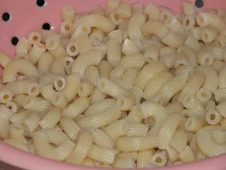 Zapiekanka makaronowa z cukinią i papryką - 5