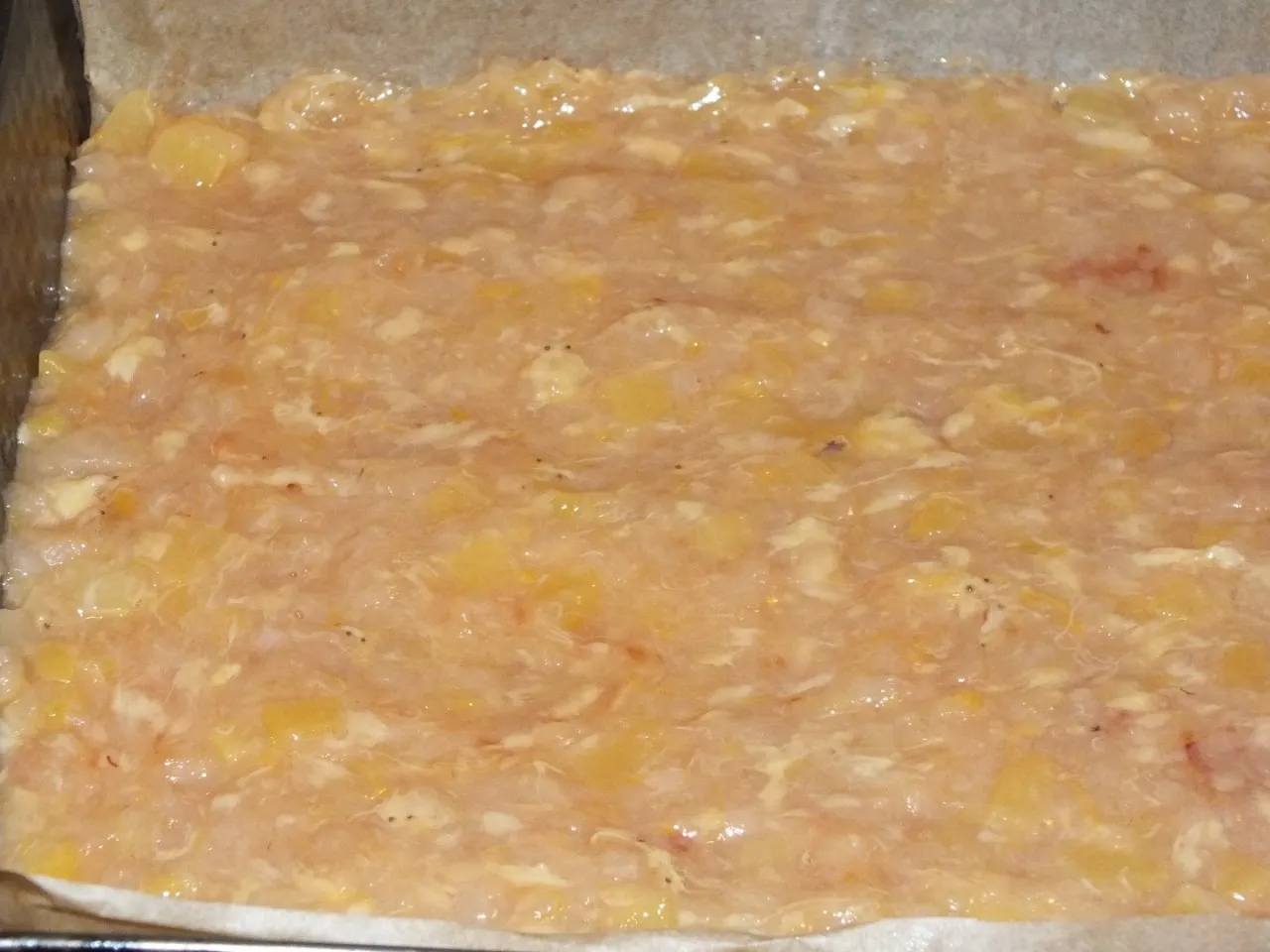 Owocowe ciasto na kruchym cieście z czekoladową pianką