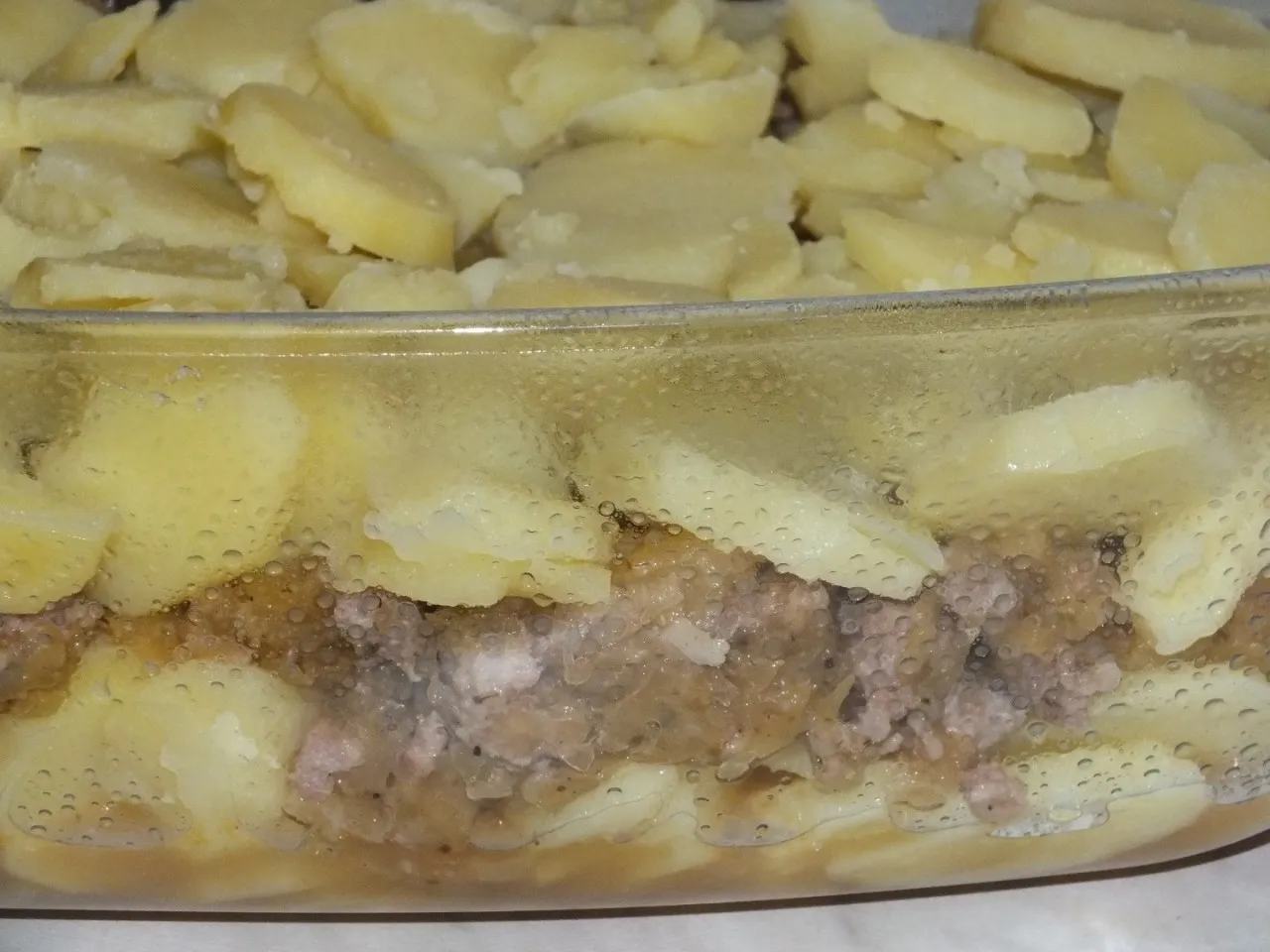 Jesienna zapiekanka z mielonym mięsem i mozzarellą