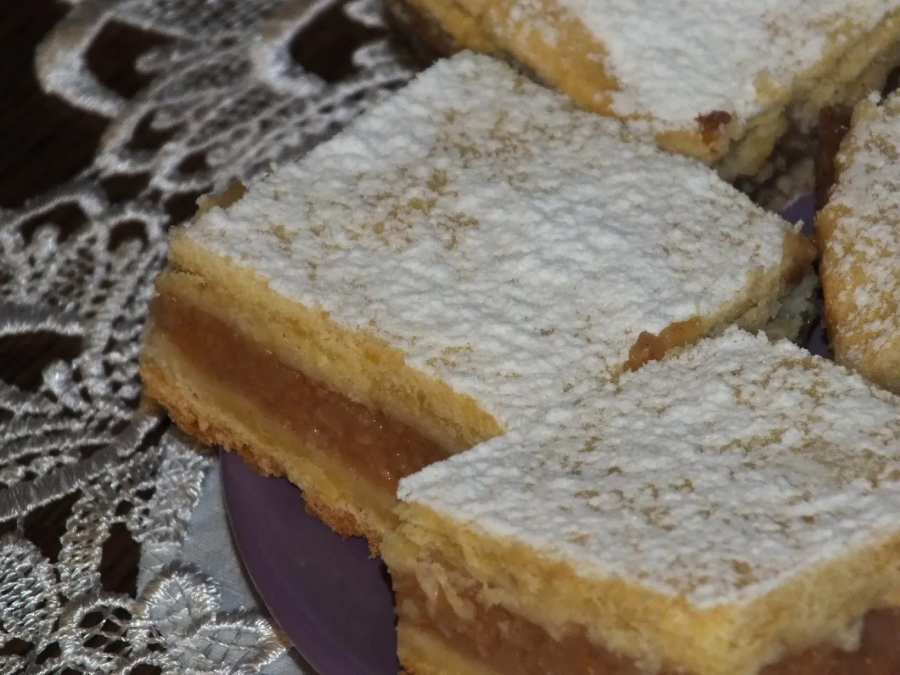 Szarlotka z pomarańczową nutką