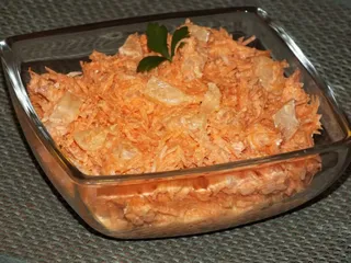 Surówka z marchewki i ananasa - 1