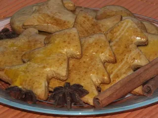 Miękkie i błyszczące pierniczki - 1