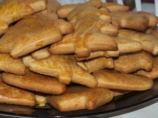 Miękkie i błyszczące pierniczki - 28