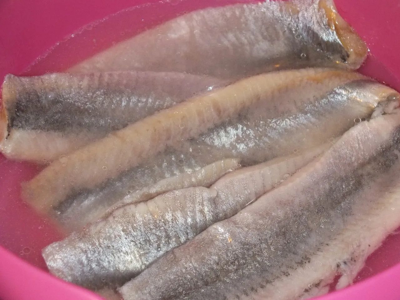 Sałatka śledziowa na różowo