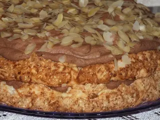 Tort kokosowy z śmietankowo-czekoladową masą - 16