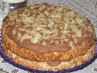 Tort kokosowy z śmietankowo-czekoladową masą - 3