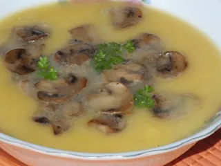 Zupa krem z dyni z pieczarkami - 1