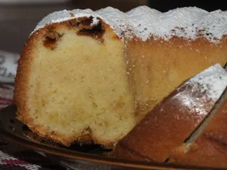Babka piaskowa z suszonymi morelami - 19
