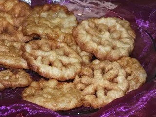 Błyskawiczne chruściki z foremki - 3
