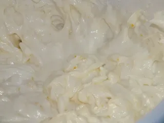 Szybka babka cytrynowa z białek - 8