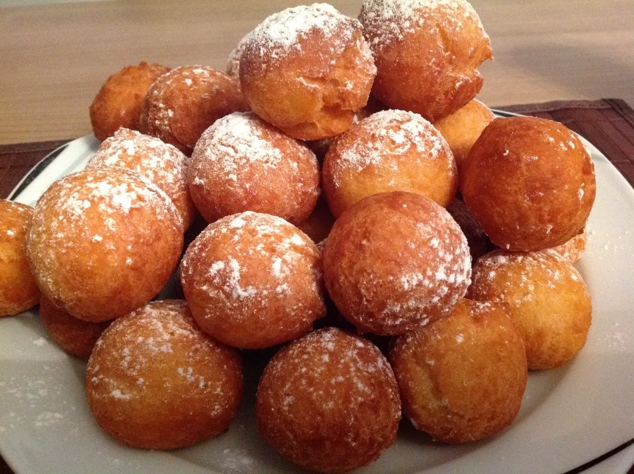 Serowe mini-pączki 2