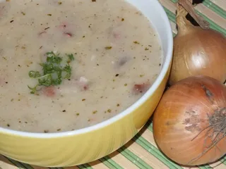 Pyszny żurek na wieprzowych nogach - 1