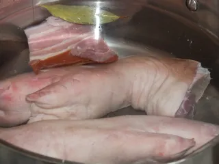 Pyszny żurek na wieprzowych nogach - 5