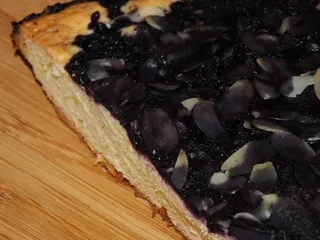 Bardzo szybkie ciasto z mrożonymi jagodami - 11