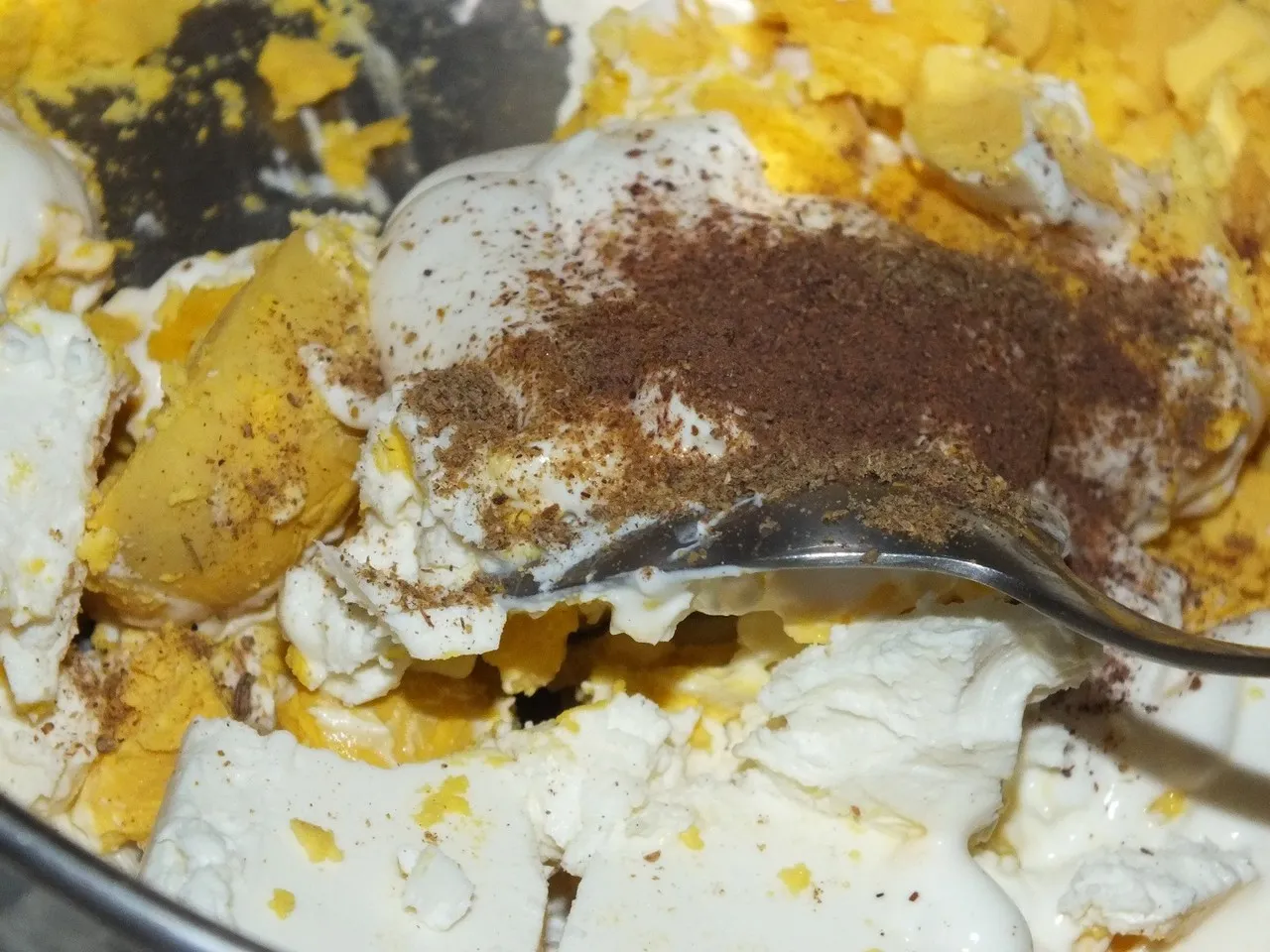 Jajka faszerowane serem Feta