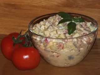 Sałatka śledziowa z pomidorami - 17