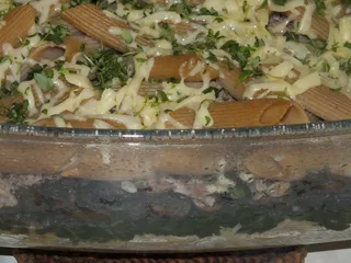 Zapiekanka ze szpinakiem, pieczarkami i tuńczykiem - 2