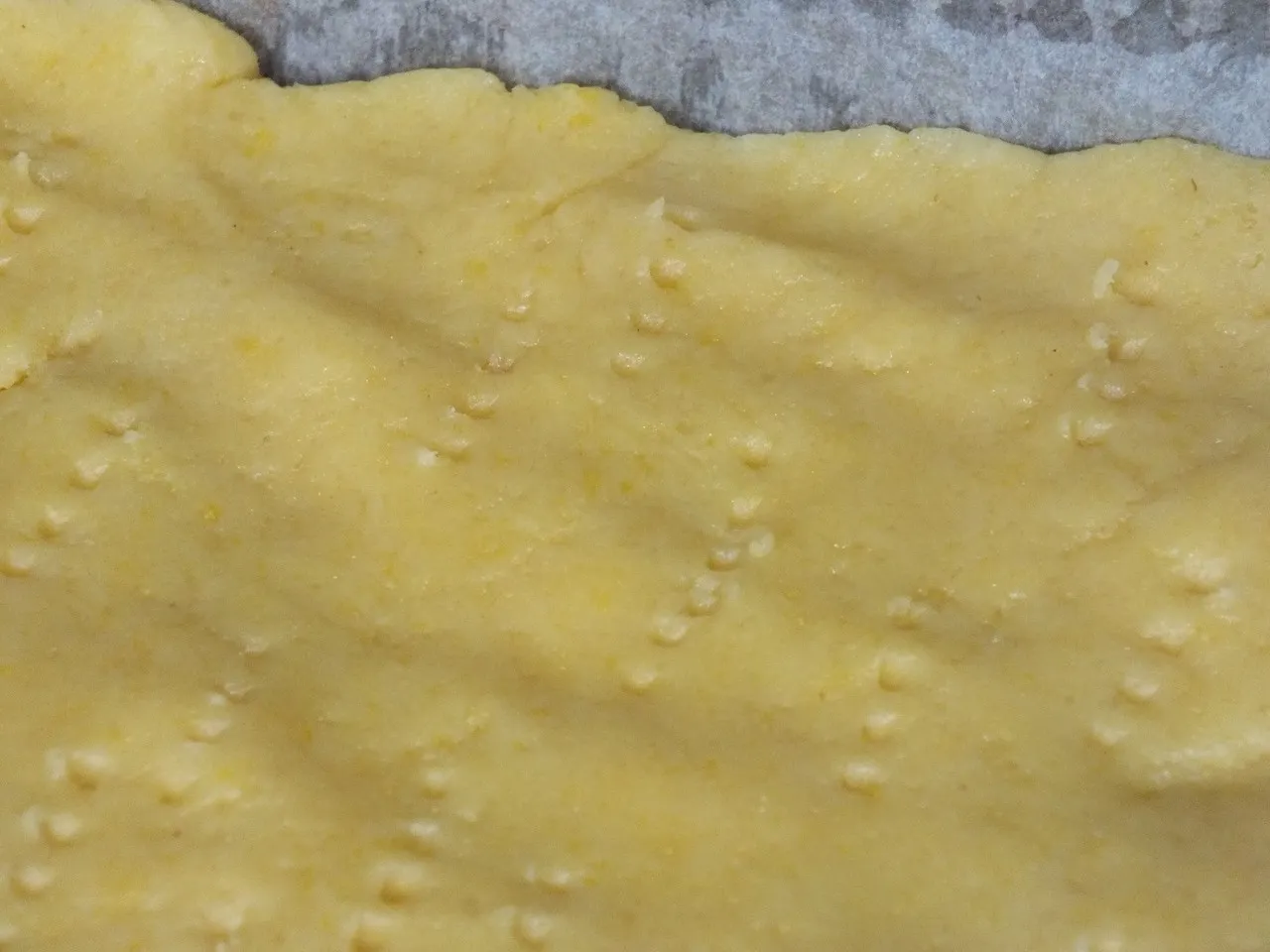 Kruche ciasto z budyniowo-rabarbarową masą