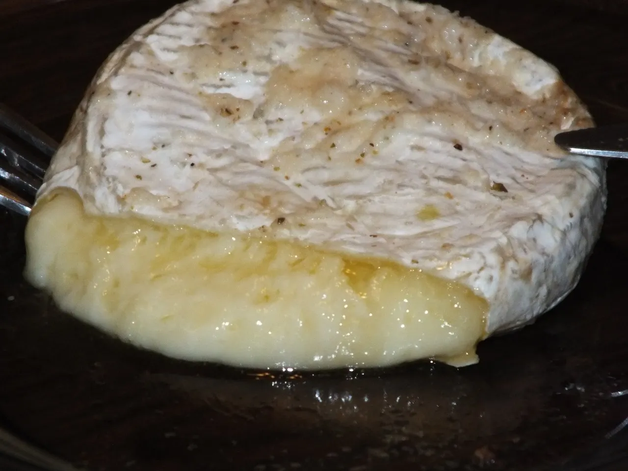 Chrzanowy camembert z grilla